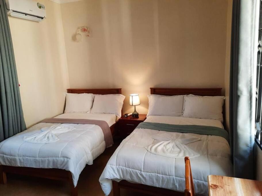 Ellyz Home Stay Moshi Esterno foto