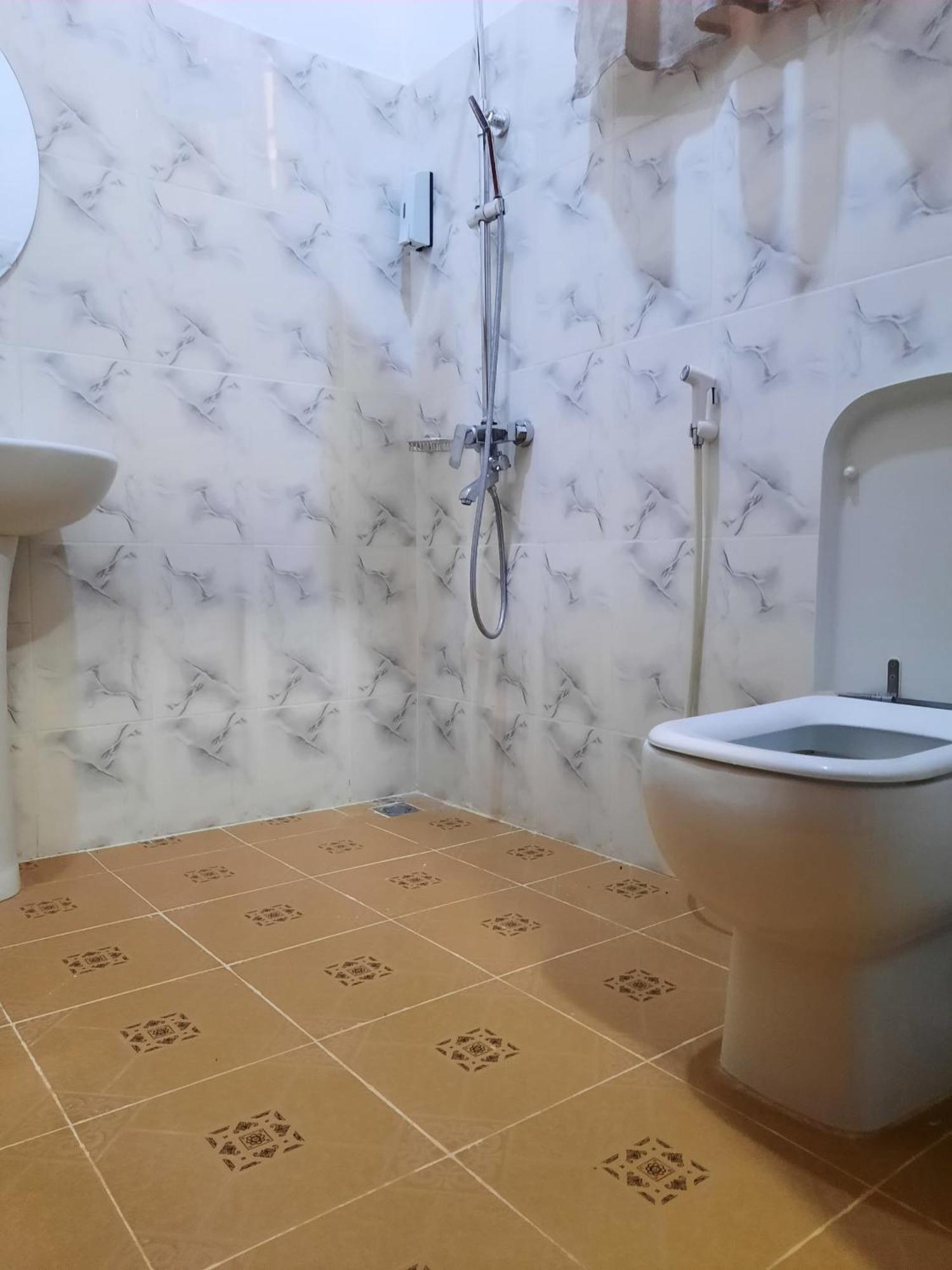 Ellyz Home Stay Moshi Esterno foto